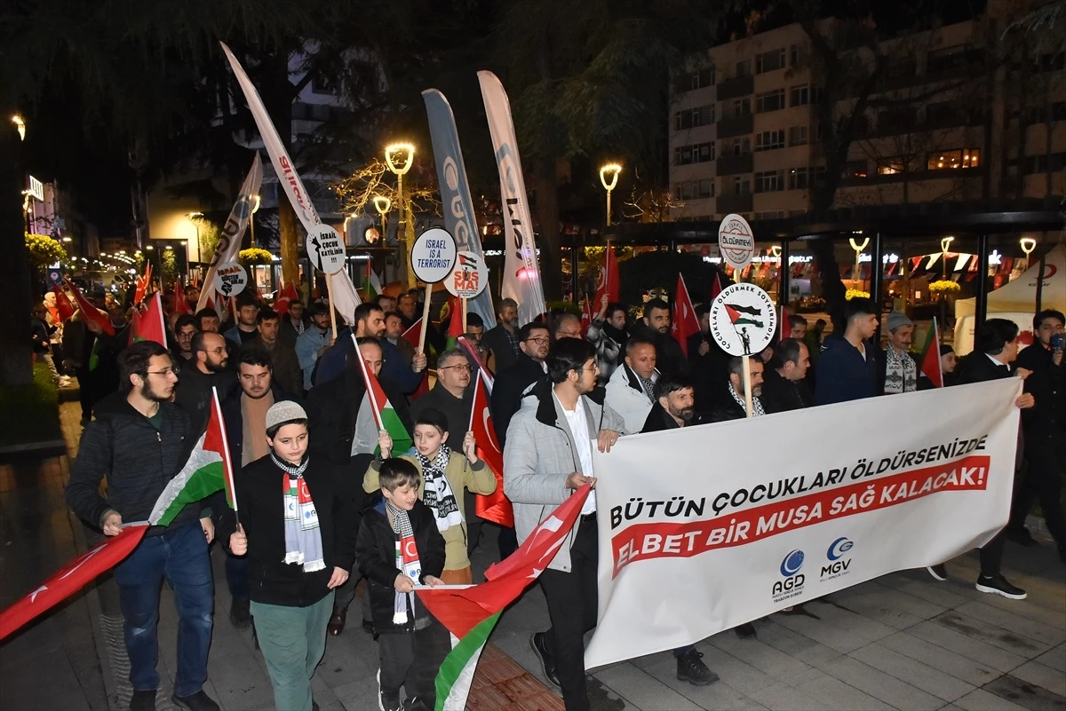 Trabzon\'da Filistin\'e destek yürüyüşü gerçekleştirildi