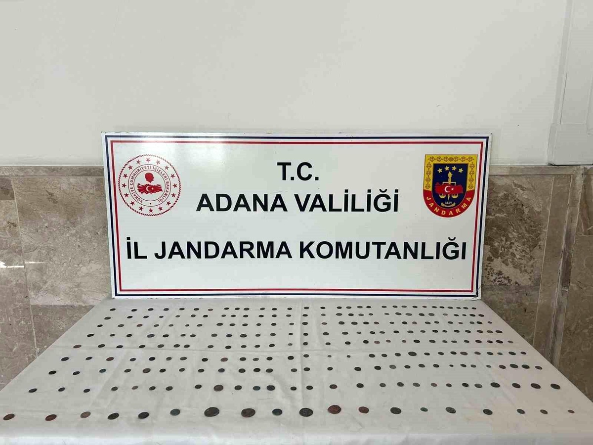 Adana\'da Bizans Dönemi\'ne ait 250 sikke ele geçirildi
