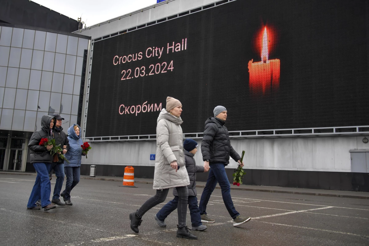 Moskova\'da Terör Saldırısı Sonrası Rus Halkı Kurbanları Anıyor