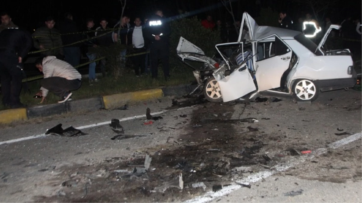 Antalya\'da zincirleme trafik kazası! 3 kişi hayatını kaybetti