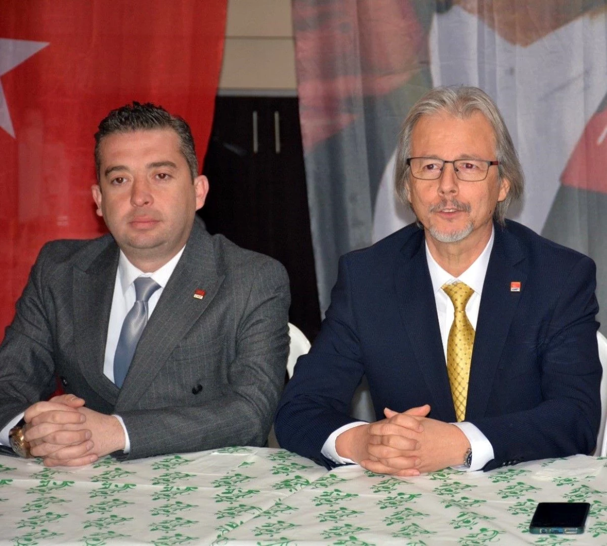 CHP Genel Başkan Yardımcısı İlhan Uzgel Bilecik\'te Esnaf Ziyareti Yaptı