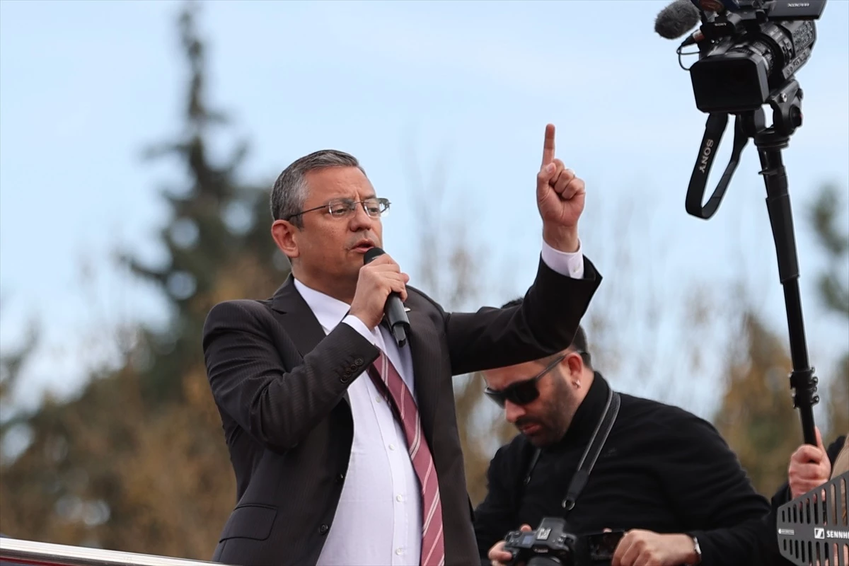 CHP Genel Başkanı Özgür Özel: Her geçen gün daha kalabalık olacağız