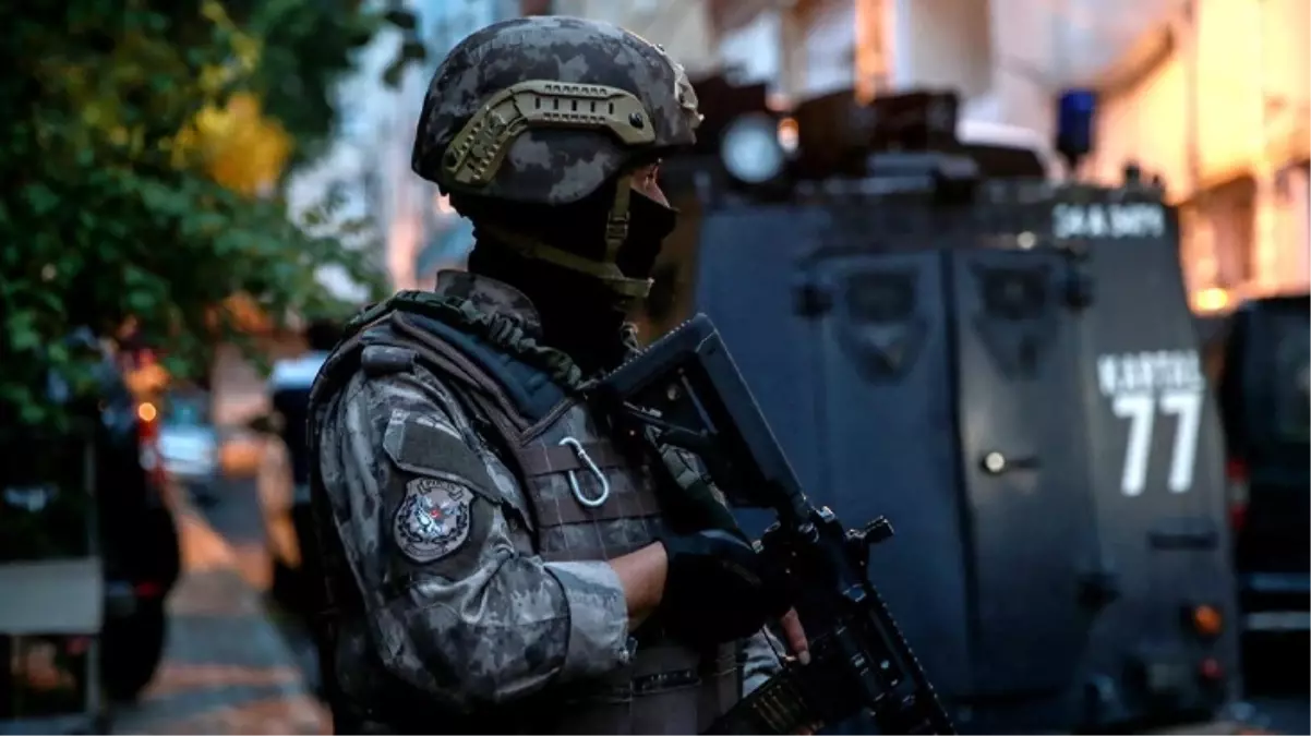 Elebaşılığını Barış Boyun\'un yaptığı organize suç örgütüne operasyon! 13 şüpheli yakalandı