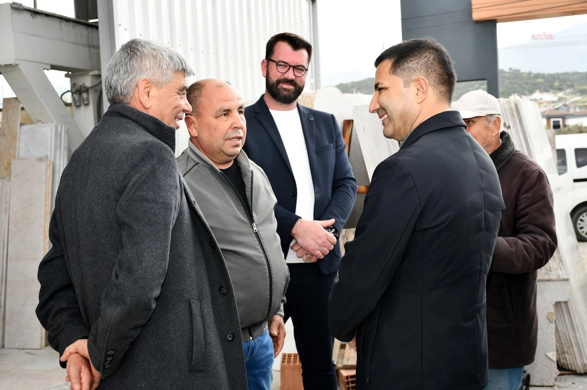 Kuşadası Belediye Başkanı Davutlar Sanayi Sitesi\'ni Ziyaret Etti
