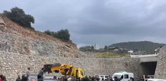 Muğla'da Çöp Kamyonu Devrildi: Sürücü Hayatını Kaybetti