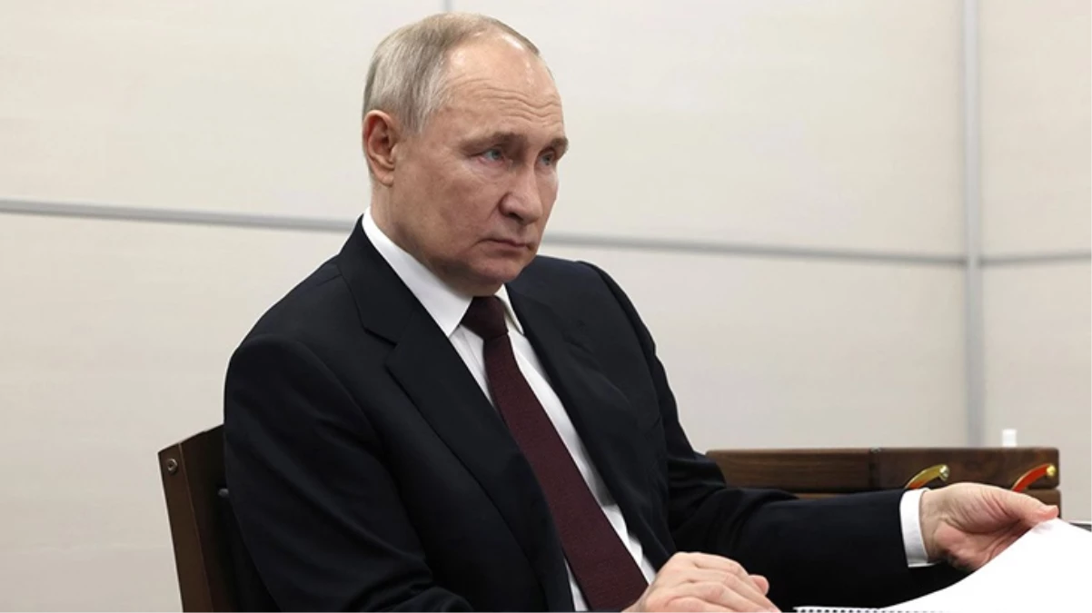 Putin: ABD, Moskova\'daki terör saldırısını DEAŞ\'ın yaptığına ikna etmeye çalışıyor