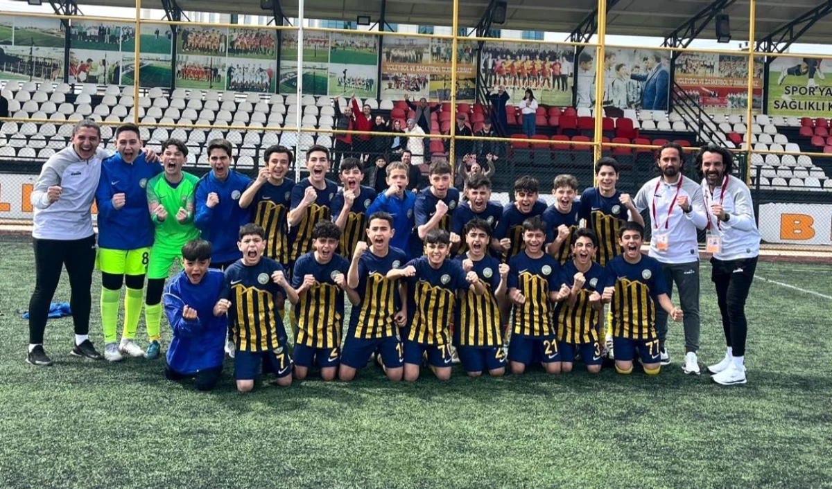 Talasgücü Belediyespor U-14 Futbol Takımı Türkiye Finallerine Yükseldi