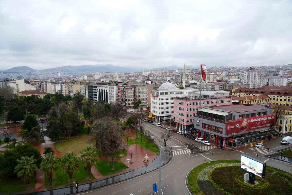 Samsun ve TR83 Bölgesi\'nde İstihdam Azalırken İşsizlik Arttı