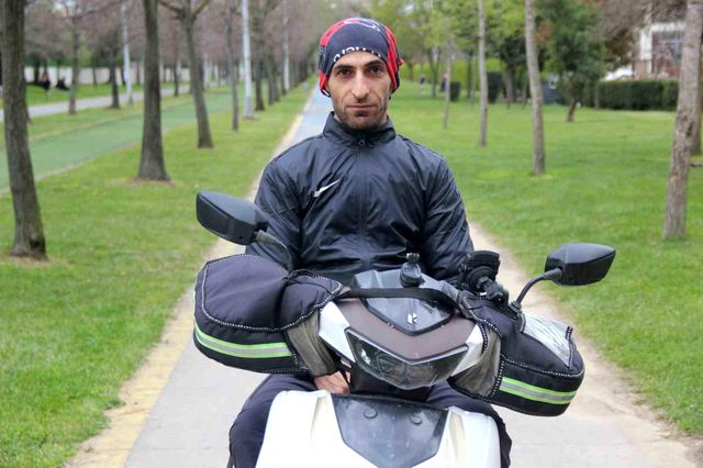 Trafikteki tartışma çok farklı bitti! Sürücüler birbirine sarıldı
