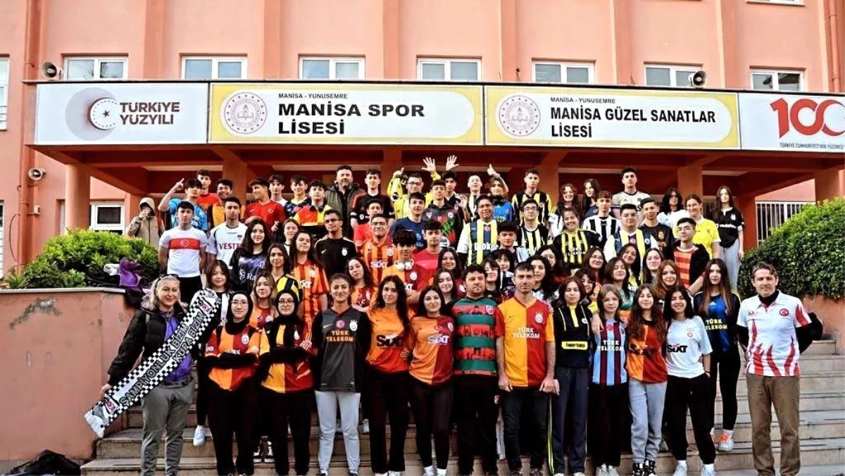 Manisa Güzel Sanatlar ve Spor Lisesi Öğrencilerinden Sporda Şiddete Karşı Birlik Mesajı