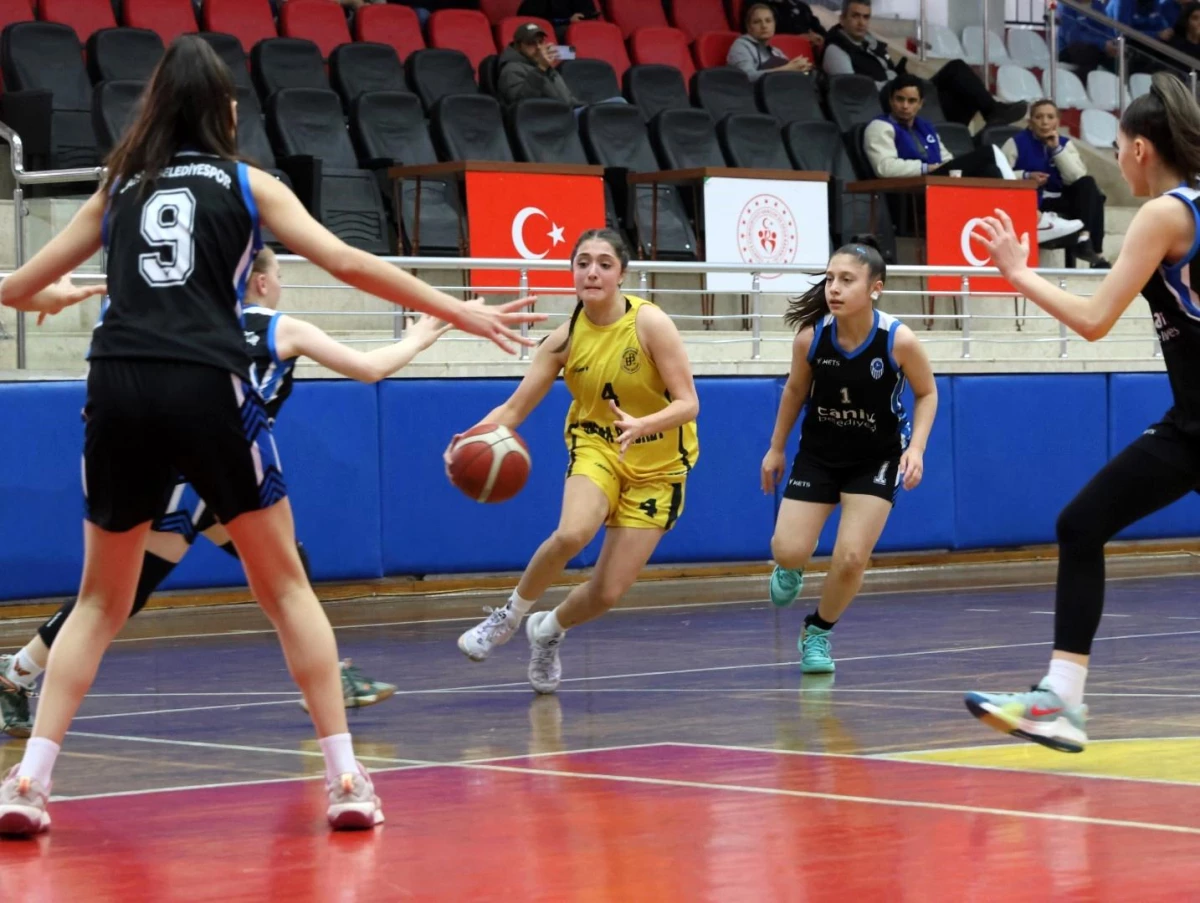Aydın\'da U16 Kızlar Anadolu Şampiyonaları Başladı