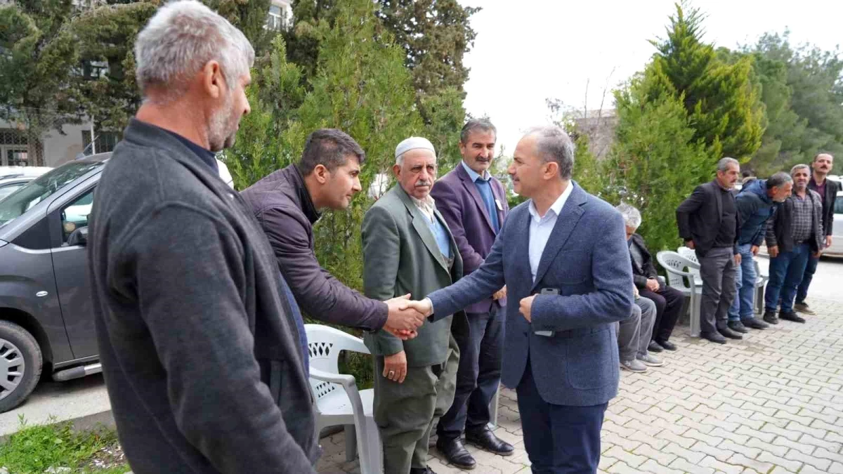Adıyaman Belediye Başkanı Süleyman Kılınç, şehit olan Abdulkadir Akıncı\'nın ailesini ziyaret etti