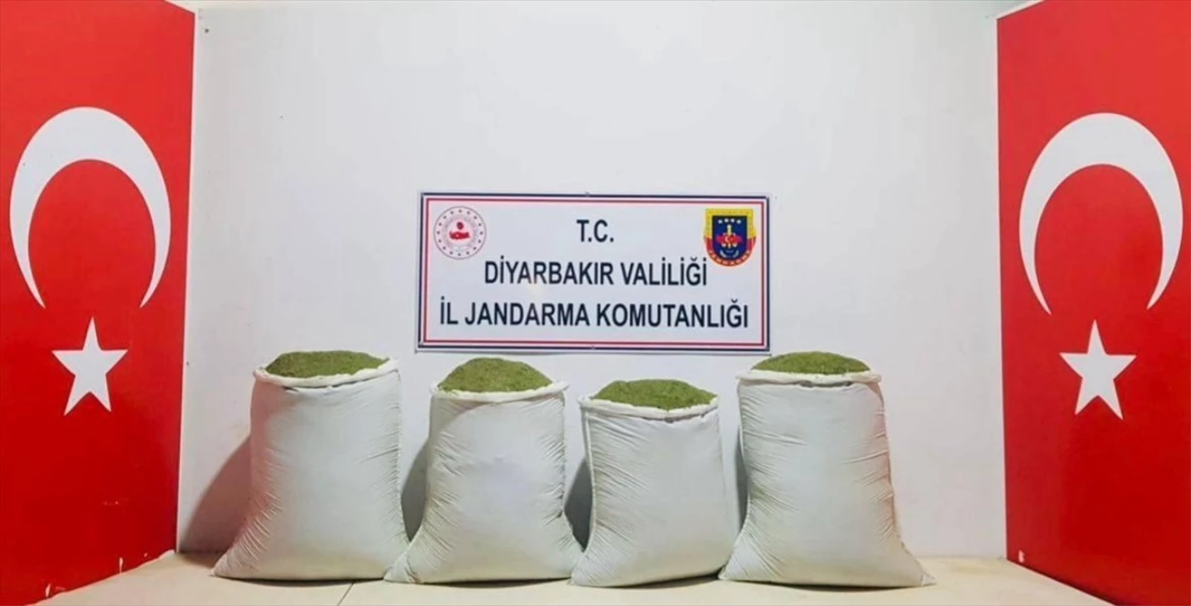Diyarbakır\'da 192 Kilogram Toz Esrar Ele Geçirildi