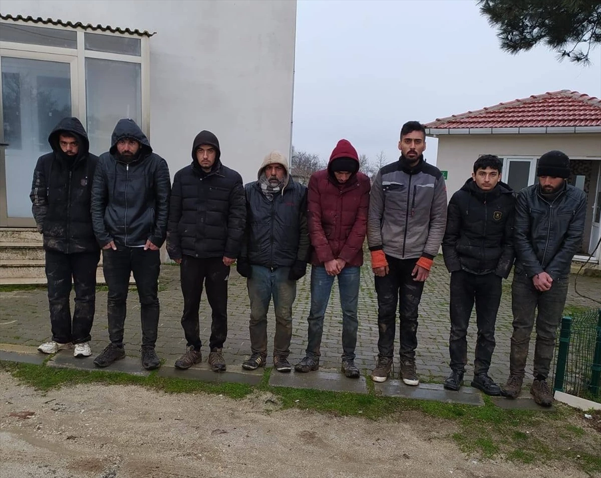 Edirne\'de 8 düzensiz göçmen yakalandı