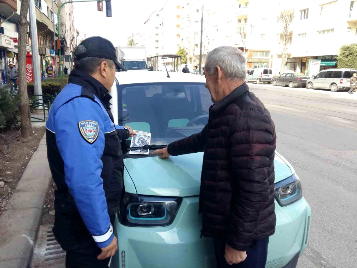 Eskişehir\'de Polis Ekipleri 630 Vatandaşı Hırsızlık ve Dolandırıcılık Konularında Bilgilendirdi