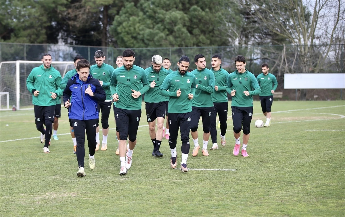 Sakaryaspor, ASTOR Enerji Şanlıurfaspor maçı için hazırlıklarını sürdürüyor