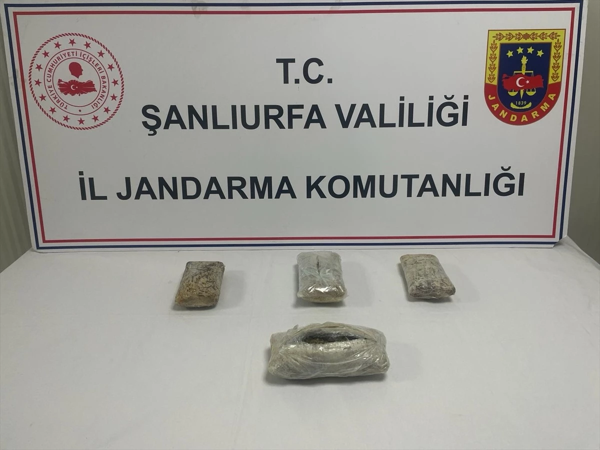 Şanlıurfa\'da yapılan yol uygulamasında 1 kilo 281 gram uyuşturucu ele geçirildi