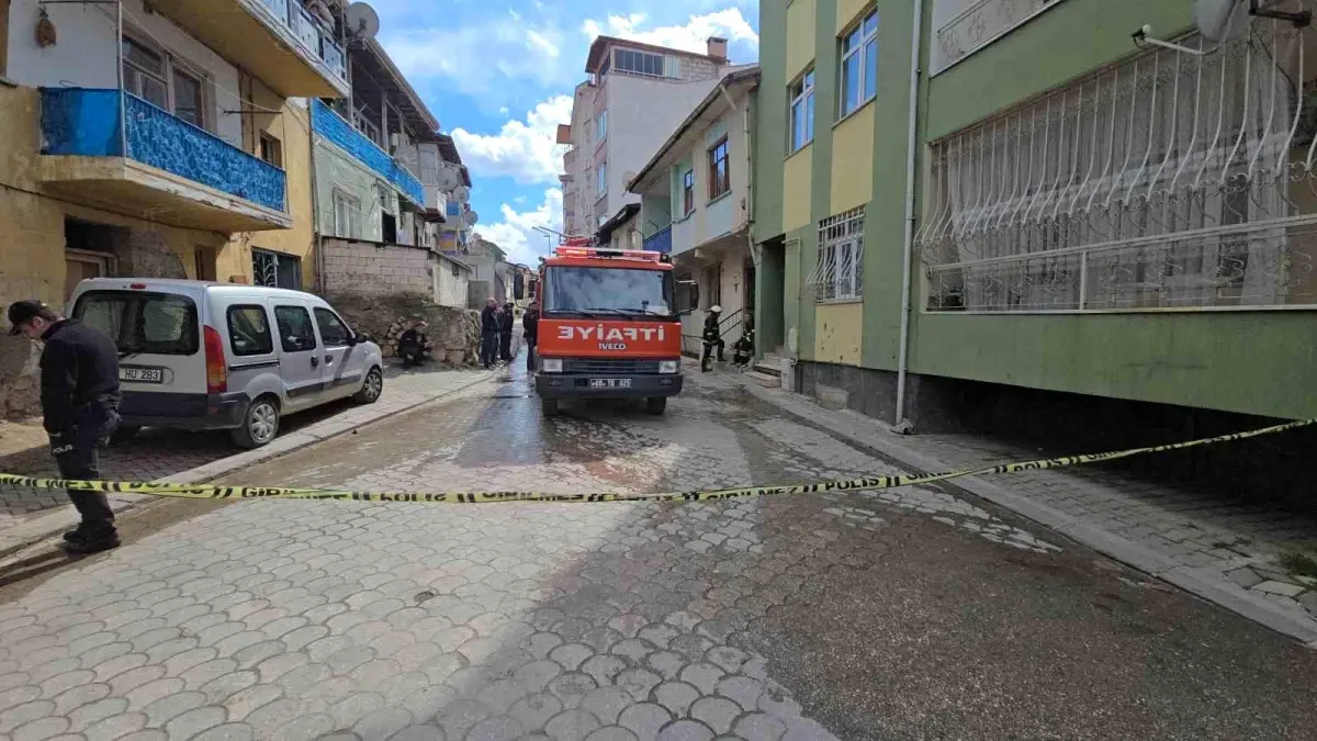 Tokat\'ta Evde Şarjda Bırakılan Elektrikli Bisiklet Yangına Neden Oldu