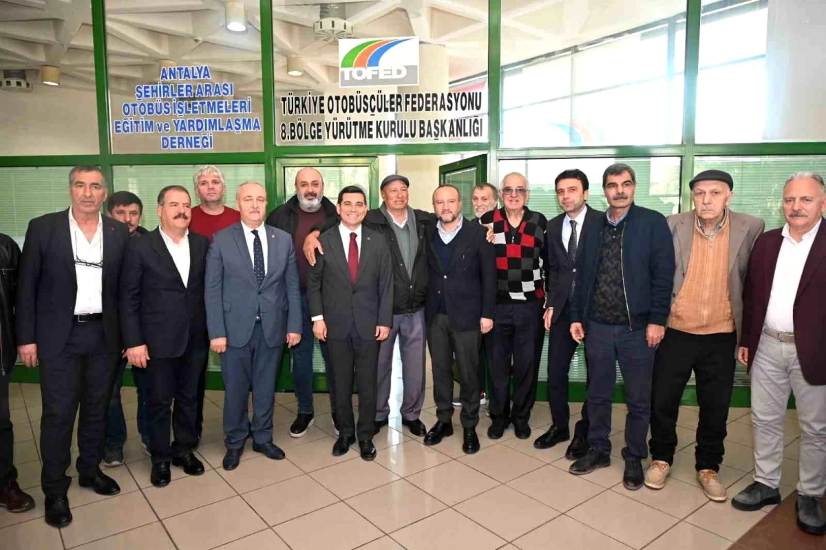 Hakan Tütüncü, Antalya Şehirlerarası Otobüs Terminali\'ni ziyaret etti