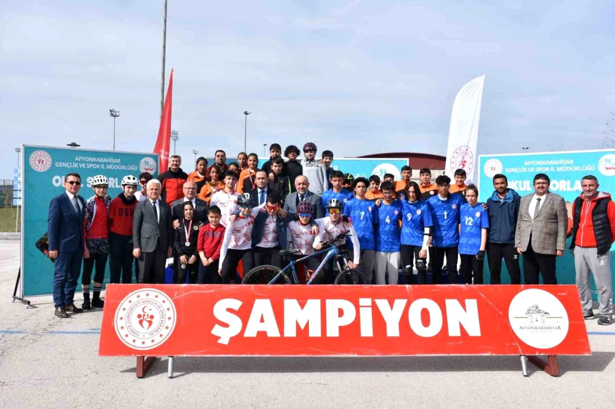 Afyonkarahisar Okul Sporları Bisiklet Müsabakaları Sonuçlandı