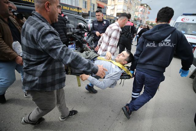 Antalya'da kafede çıkan silahlı çatışmada 7 kişi yaralandı Antalya'da kafede çıkan silahlı çatışmada 7 kişi yaralandı