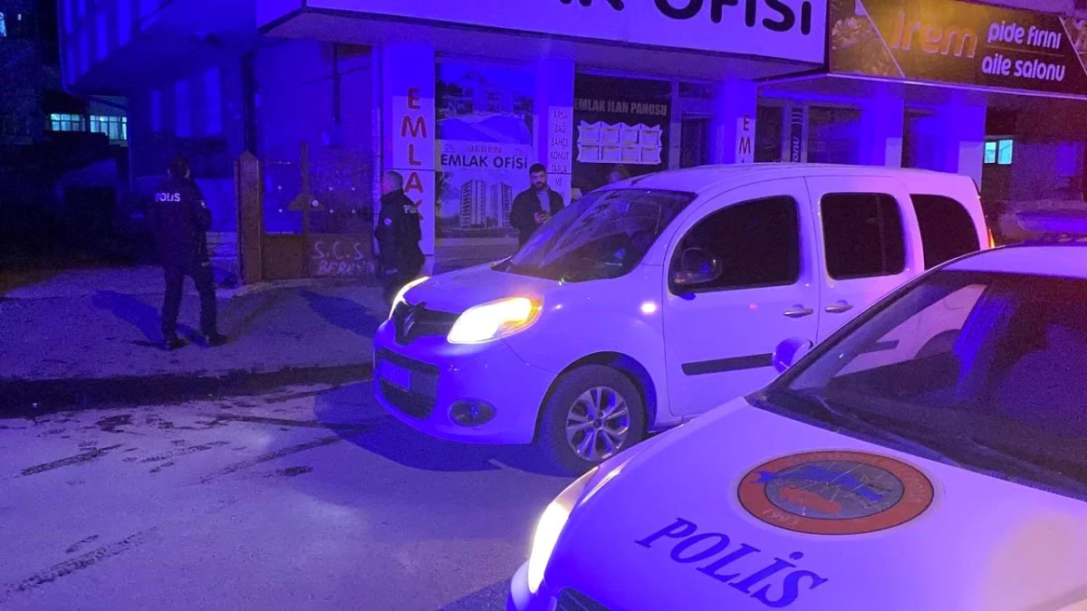 Kayseri\'de Polise Bıçak Çeken Şahıs Yakalandı
