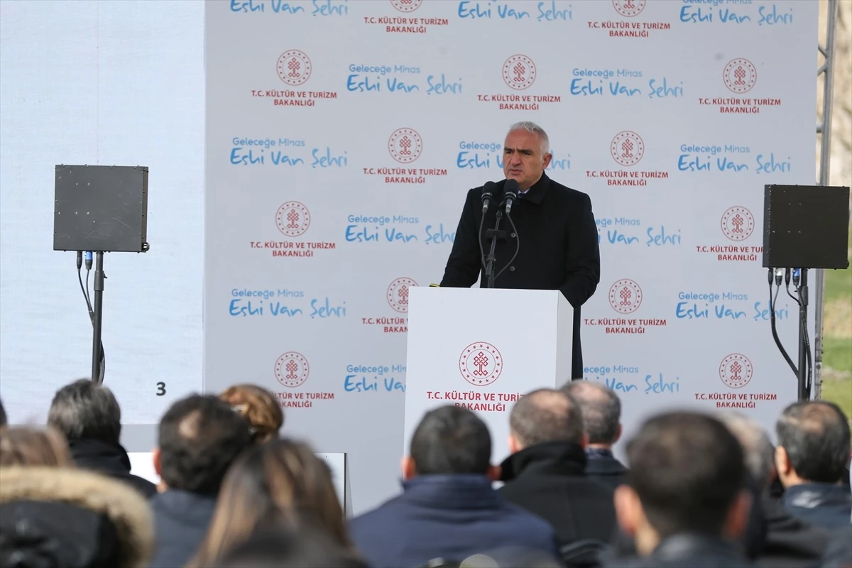 Kültür ve Turizm Bakanı Mehmet Nuri Ersoy, Eski Van Şehri\'nde Geleceğe Miras çalışmalarını başlattı