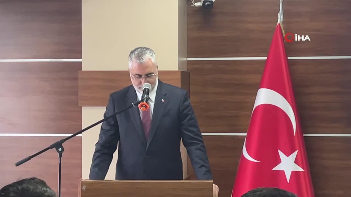 Bakan Vedat Işıkhan: "Kişi başı milli gelir tarihin en yüksek seviyesine geldi"