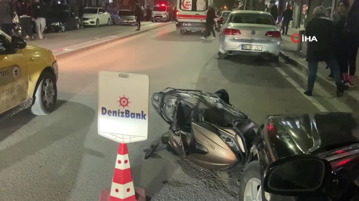 Burdur\'da otomobile çarpıp sürüklenen motosikletli genç ağır yaralandı