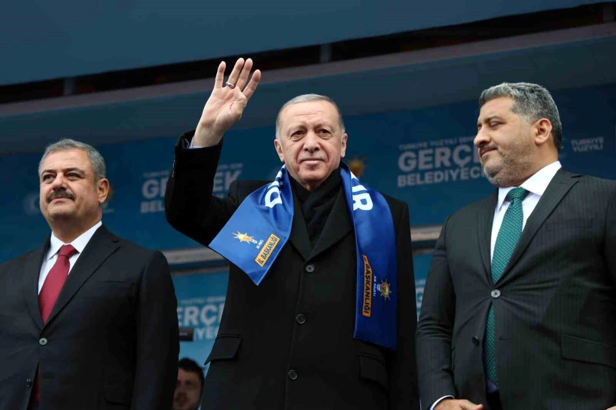 Cumhurbaşkanı Erdoğan, Diyarbakır\'da vatandaşlara hitap etti