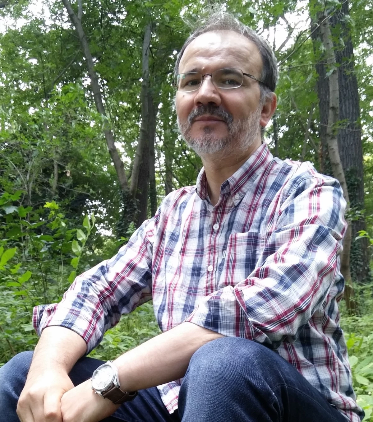 Prof. Dr. Mehmet Can Doğan: Şiir Benim Kişiliğimle Bütünleşik Bir Şey