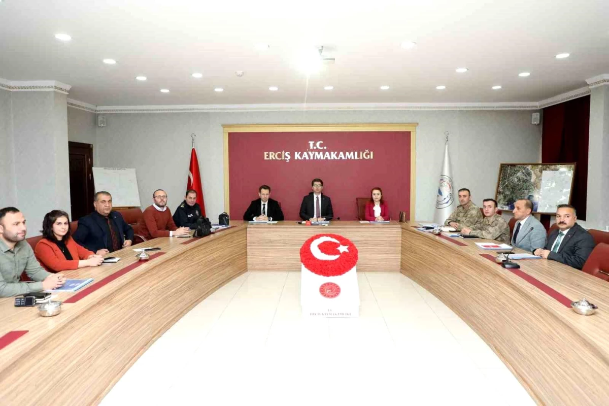 Erciş\'te Mahalli İdareler Seçimi için Seçim Koordinasyonu ve Güvenliği Toplantısı Düzenlendi