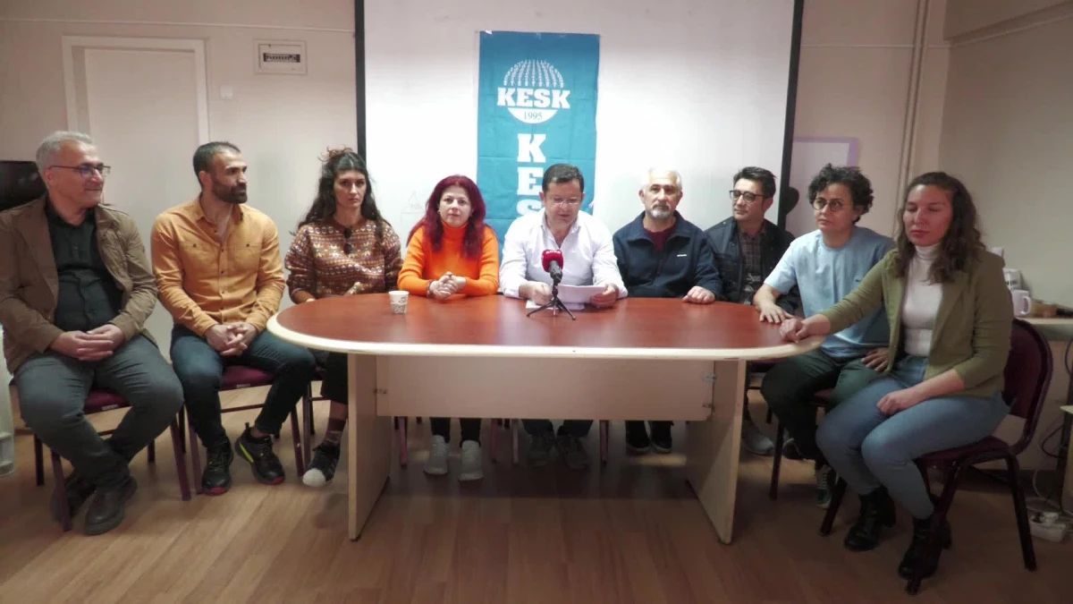 KESK İzmir Şubeler Platformu, okullarda seçim propagandasına tepki gösterdi