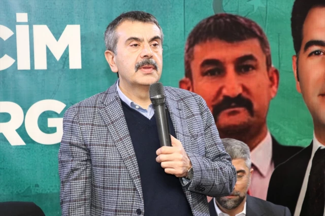 Milli Eğitim Bakanı Prof. Dr. Yusuf Tekin, Kars Atatürk İlkokulu