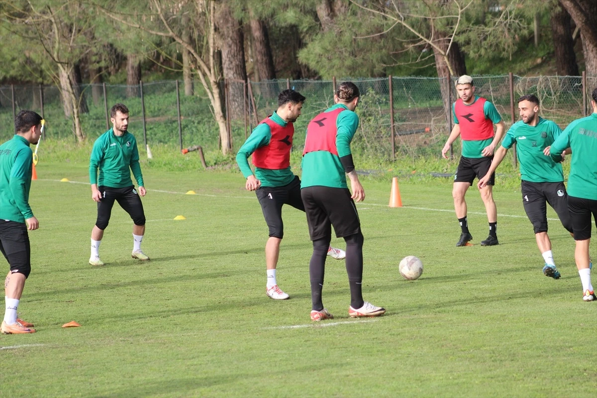 Sakaryaspor, ASTOR Enerji Şanlıurfaspor maçı için hazırlıklarını sürdürdü