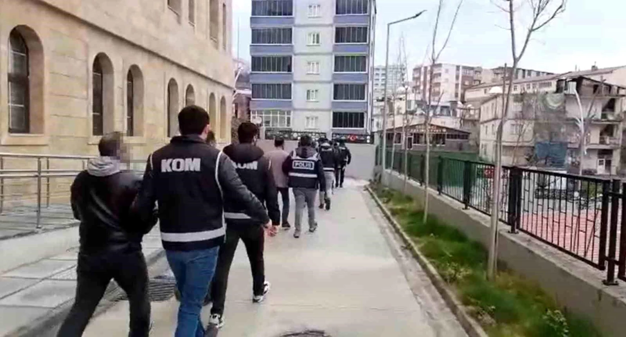 Şırnak\'ta Nevruz kutlamalarında olaylara karışan 45 kişi gözaltına alındı