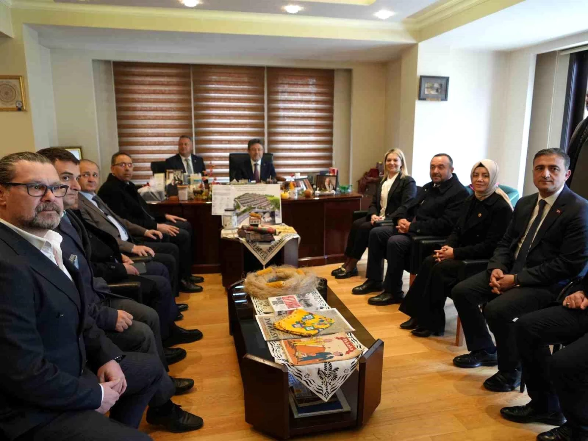 Tarım ve Orman Bakanı Kastamonu\'da oda ve sivil toplum kuruluşlarını ziyaret etti