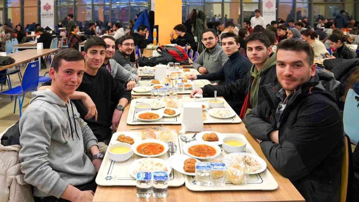 Erzurum Vakıflar Bölge Müdürlüğü, 7 ilde her gün binlerce kişilik iftar sofrası açıyor