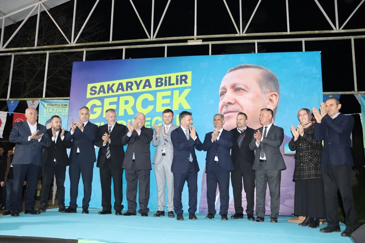 AK Parti Milletvekili Çiğdem Erdoğan Söğütlü\'de Halk Buluşmasına Katıldı