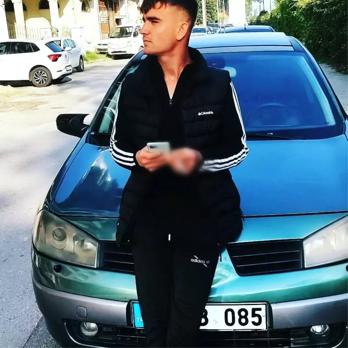 Salihli\'de Şaka Sonucu Arkadaşını Vuran Çocuk Gözaltına Alındı