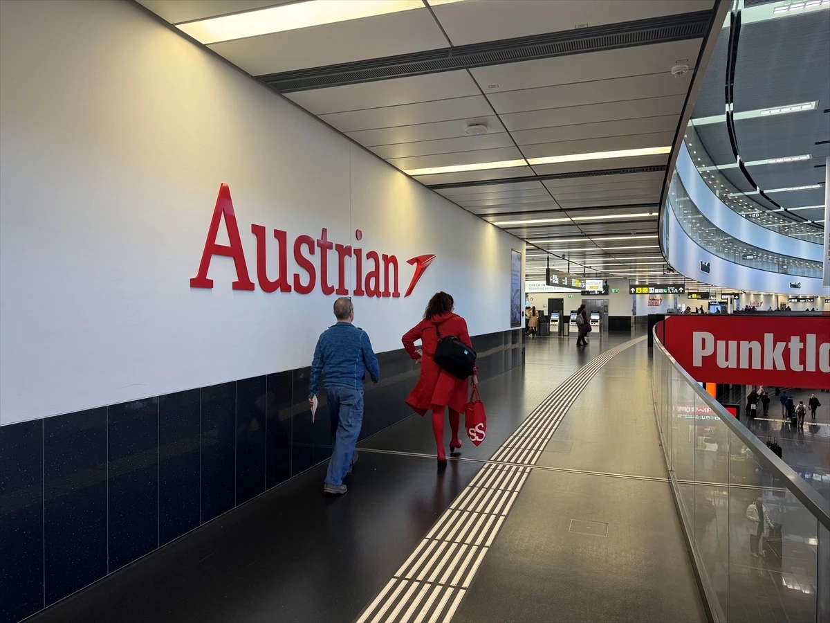 Avusturya Hava Yolları Kabin Görevlileri Maaş Artışı Talebiyle Grevde