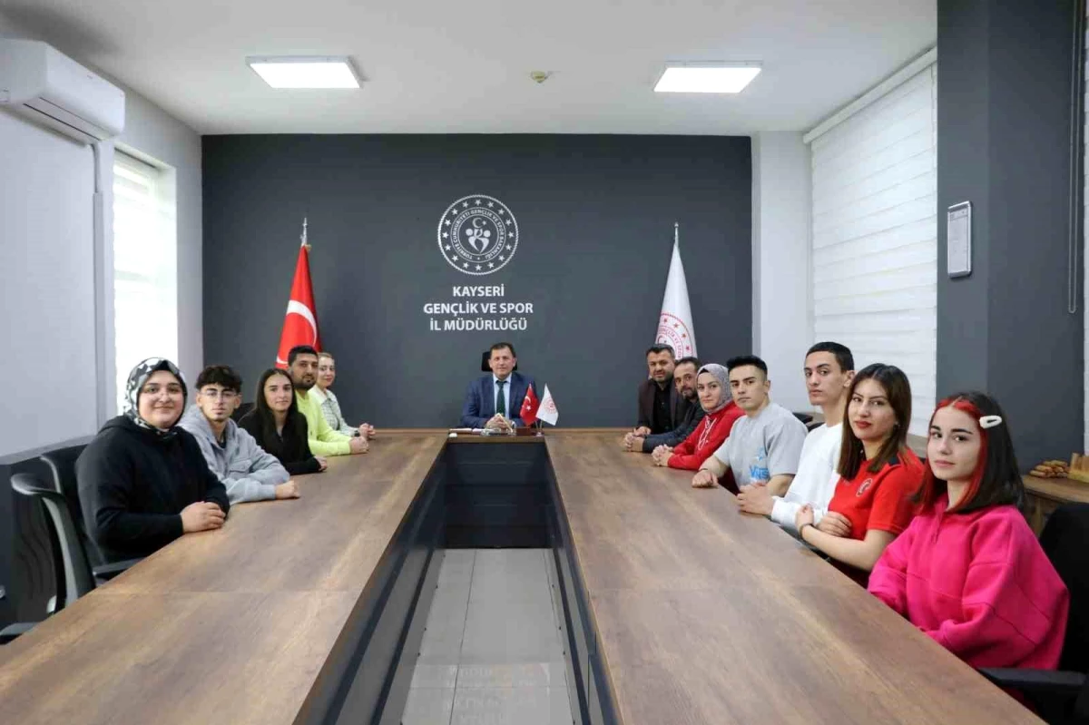 Kayseri Bilek Güreşi Sporcuları Türkiye Şampiyonasından 5 altın madalya ile döndü
