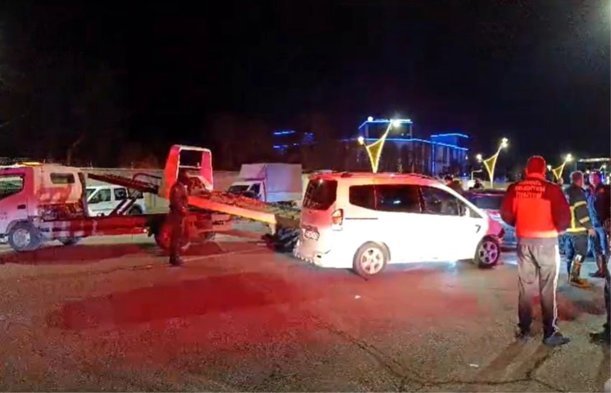 Bingöl\'de trafik kazası: 4 kişi yaralandı