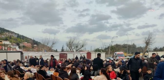 Ceyhan Belediyesi İslahiye'de İftar Sofrası Kurdu