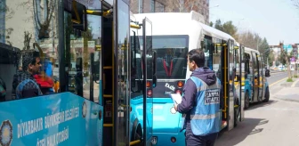 Diyarbakır Büyükşehir Belediyesi Toplu Taşıma Araçlarına Denetim Gerçekleştirdi