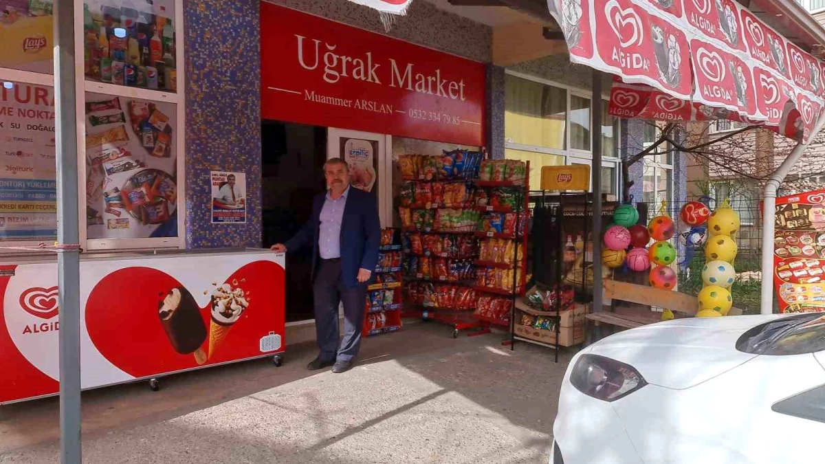 Hayırsever, Zonguldak\'ta marketin veresiye defterindeki borçları ödedi