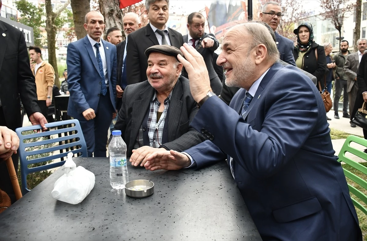 İYİ Parti Siyasi İşler Başkanı Oktay Vural, Bilecik\'te ziyaretlerde bulundu