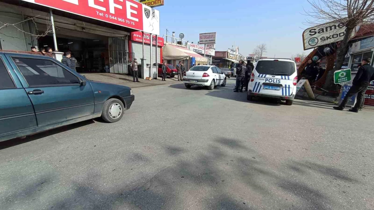 Konya\'da trafik kazası sonrası çıkan kavgada 1 kişi yaralandı