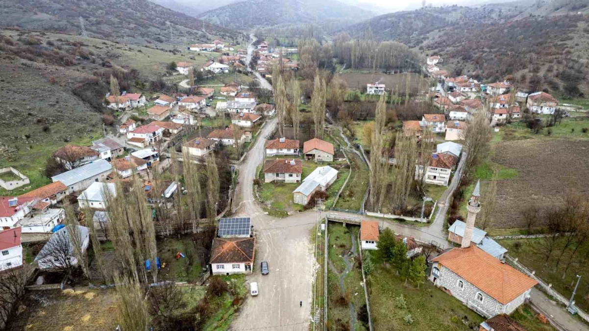 Tokat Alpudere Köyünde Kadınlar İçin Dikiş Nakış Kursu Açıldı