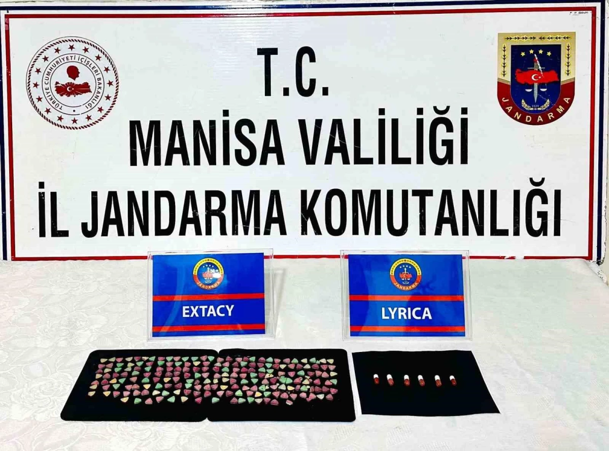 Manisa\'da Jandarma Operasyonu: 198 Adet Uyuşturucu Hap Ele Geçirildi